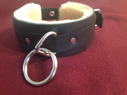 fur lined collar